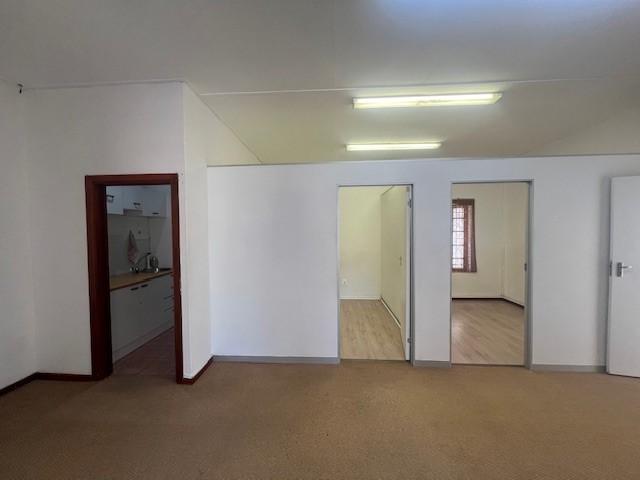 To Let commercial Property for Rent in Walmer Eastern Cape